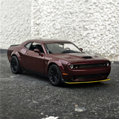 1:24 Dodge Challenger SRT Model Car